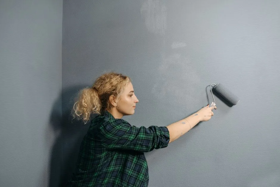 Ilustrační foto — malování stěn