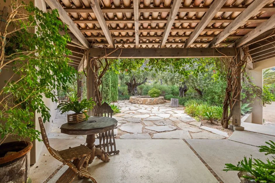 Ilustrační foto — terasa a pergola