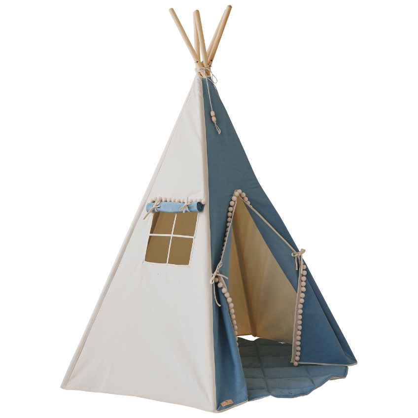 Moi Mili Béžovo-modrý bavlněný teepee stan Fluffy Pompoms 170 x 130 cm